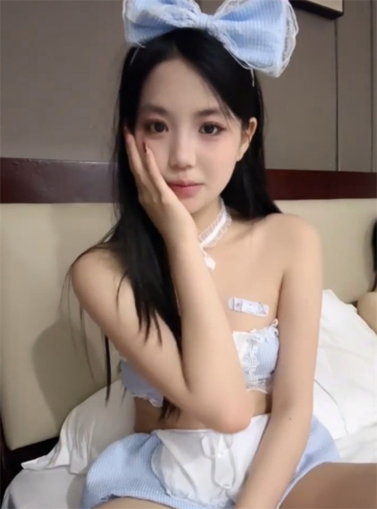 18502