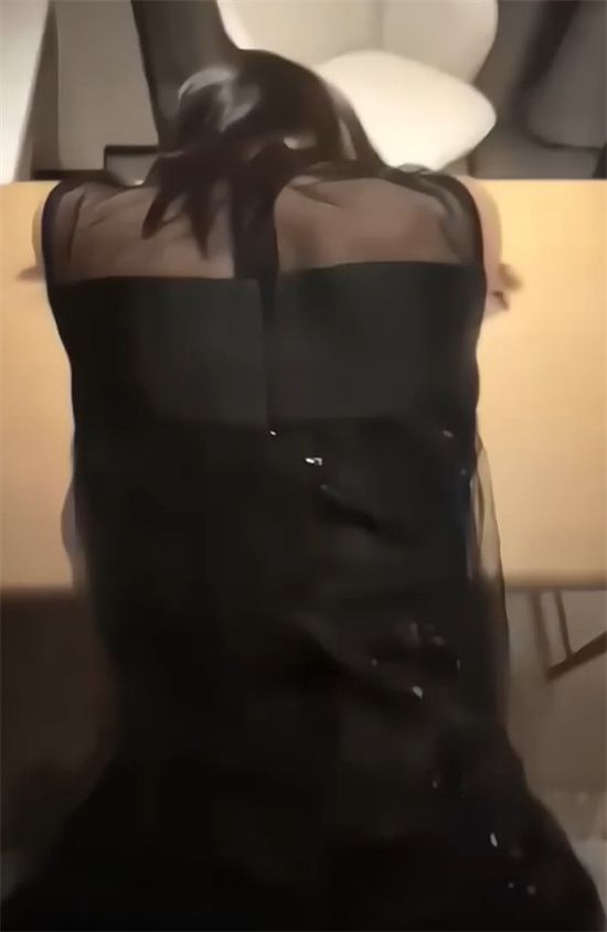 19059